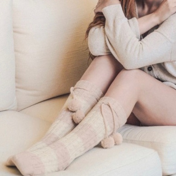 LAST ONE!! Loungewear Chunky Cable Knitted  Socks - Picture 8 of 8